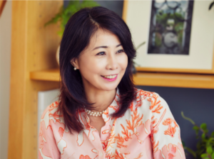 Makiko Terahara Gives Japan Civil Rights Briefing